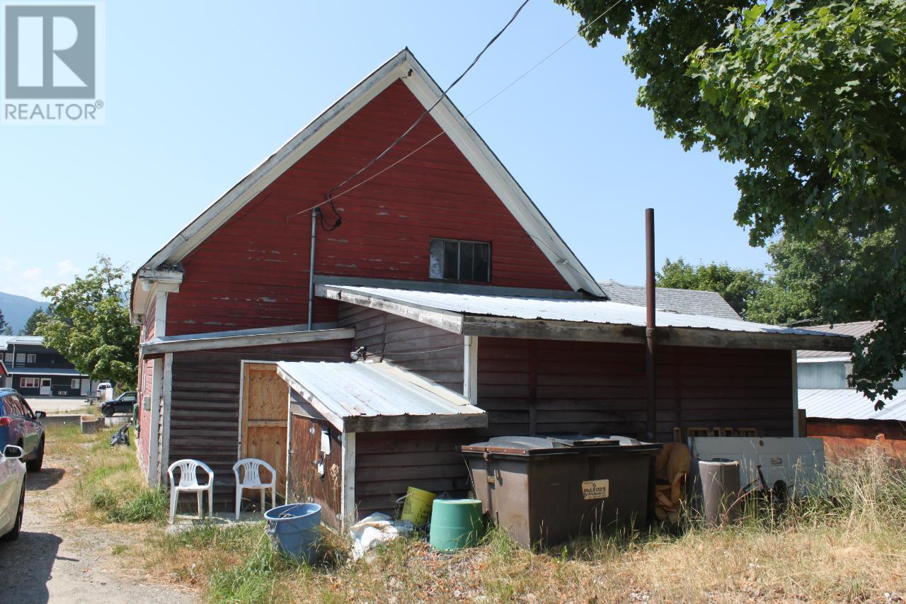 93 5th  Nw Avenue, Nakusp, British Columbia  V0G 1R0 - Photo 22 - 2459801