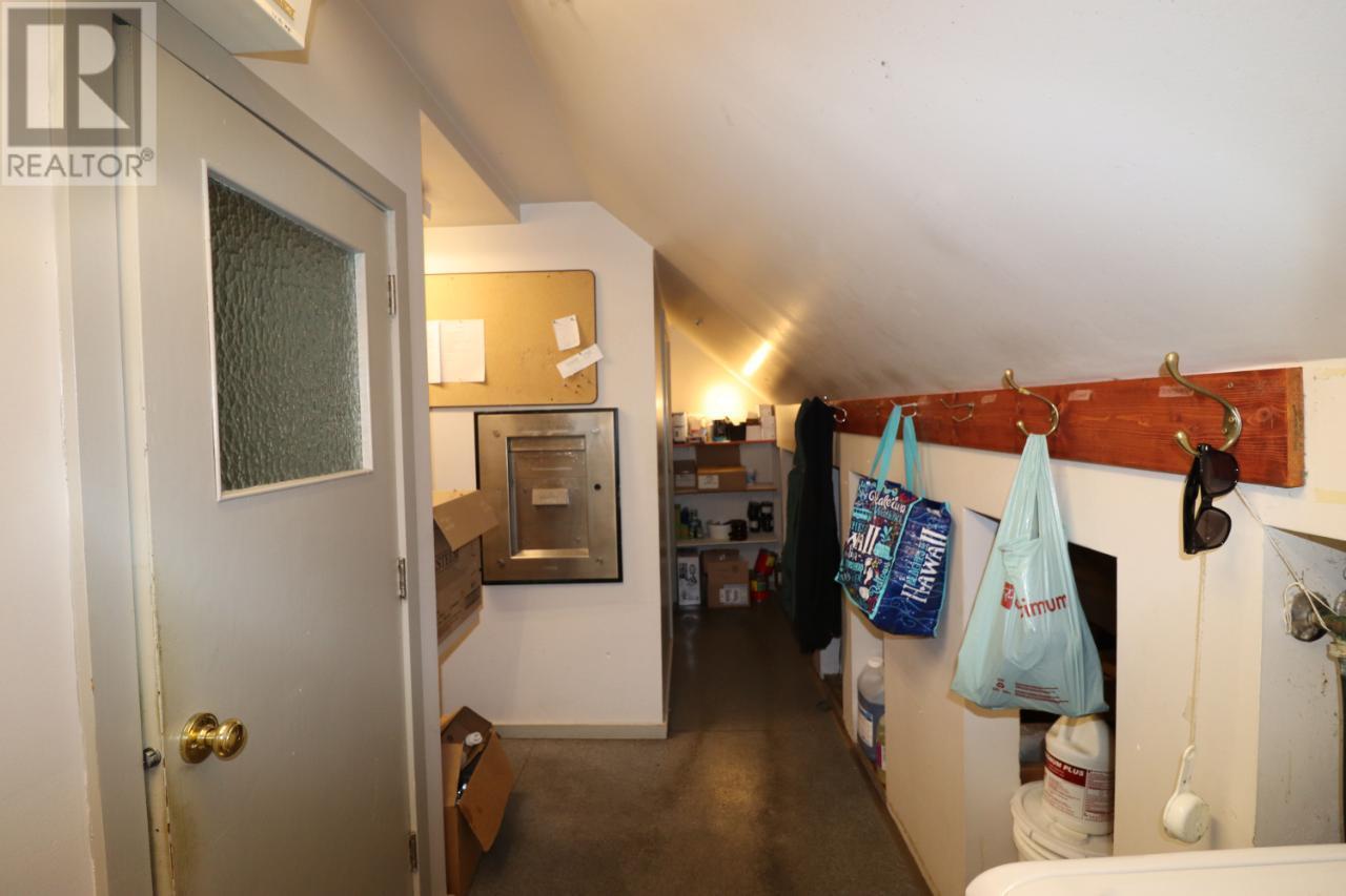 7654 Donaldson Drive, Grand Forks, British Columbia  V0H 1H2 - Photo 7 - 2468671
