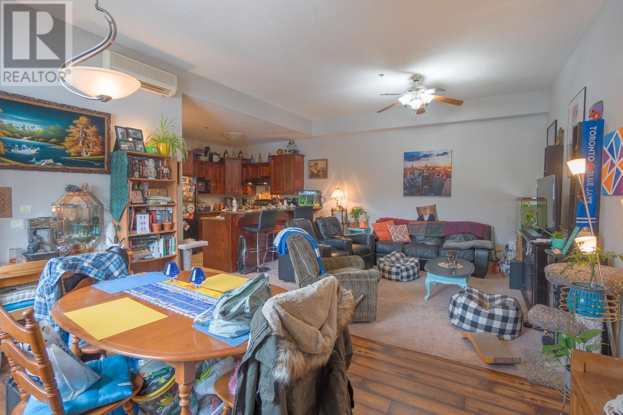 292 Columbia Avenue, Castlegar, British Columbia  V1N 1G4 - Photo 27 - 2469390