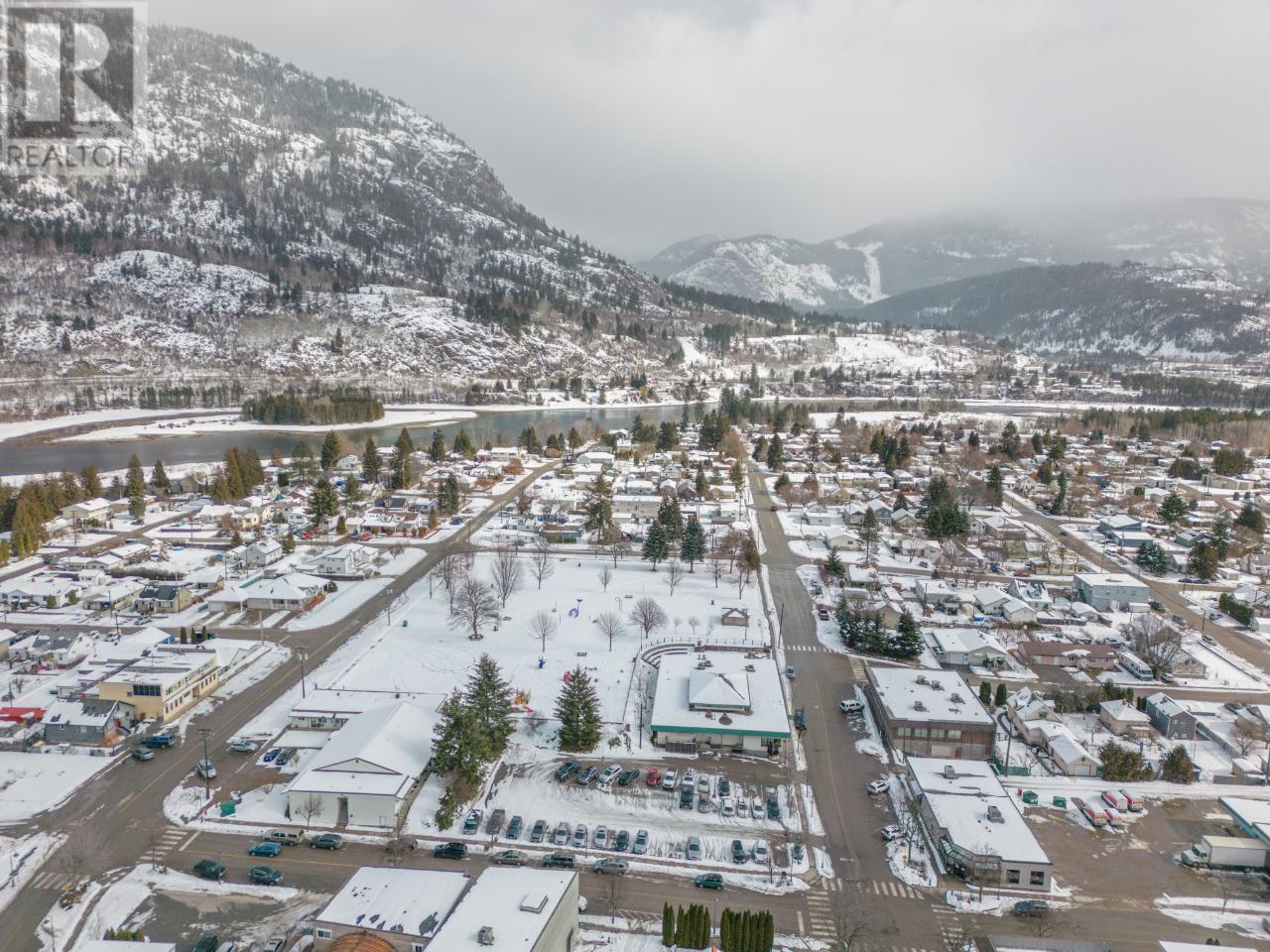 292 Columbia Avenue, Castlegar, British Columbia  V1N 1G4 - Photo 42 - 2469390