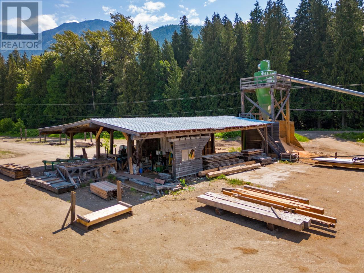 209 Lardeau River Road, Meadow Creek, British Columbia  V0G 1N0 - Photo 13 - 2471147