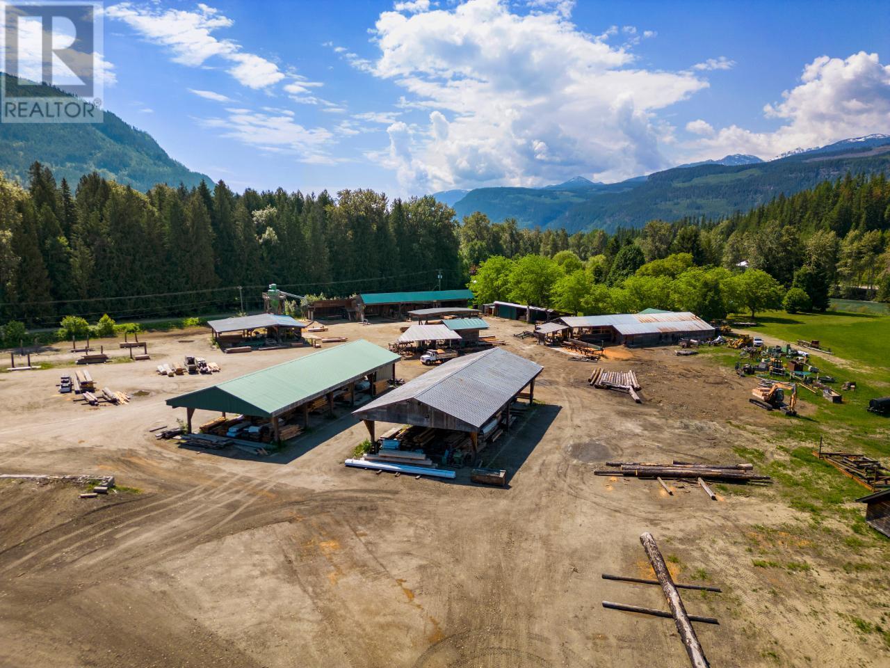 209 Lardeau River Road, Meadow Creek, British Columbia  V0G 1N0 - Photo 5 - 2471147