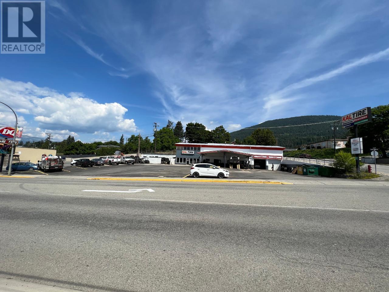 1816 Canyon Street, Creston, British Columbia  V0B 1G0 - Photo 5 - 2471582