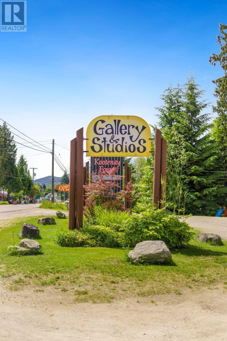 16095 3a Highway, Crawford Bay, British Columbia  V0B 1E0 - Photo 14 - 2471811