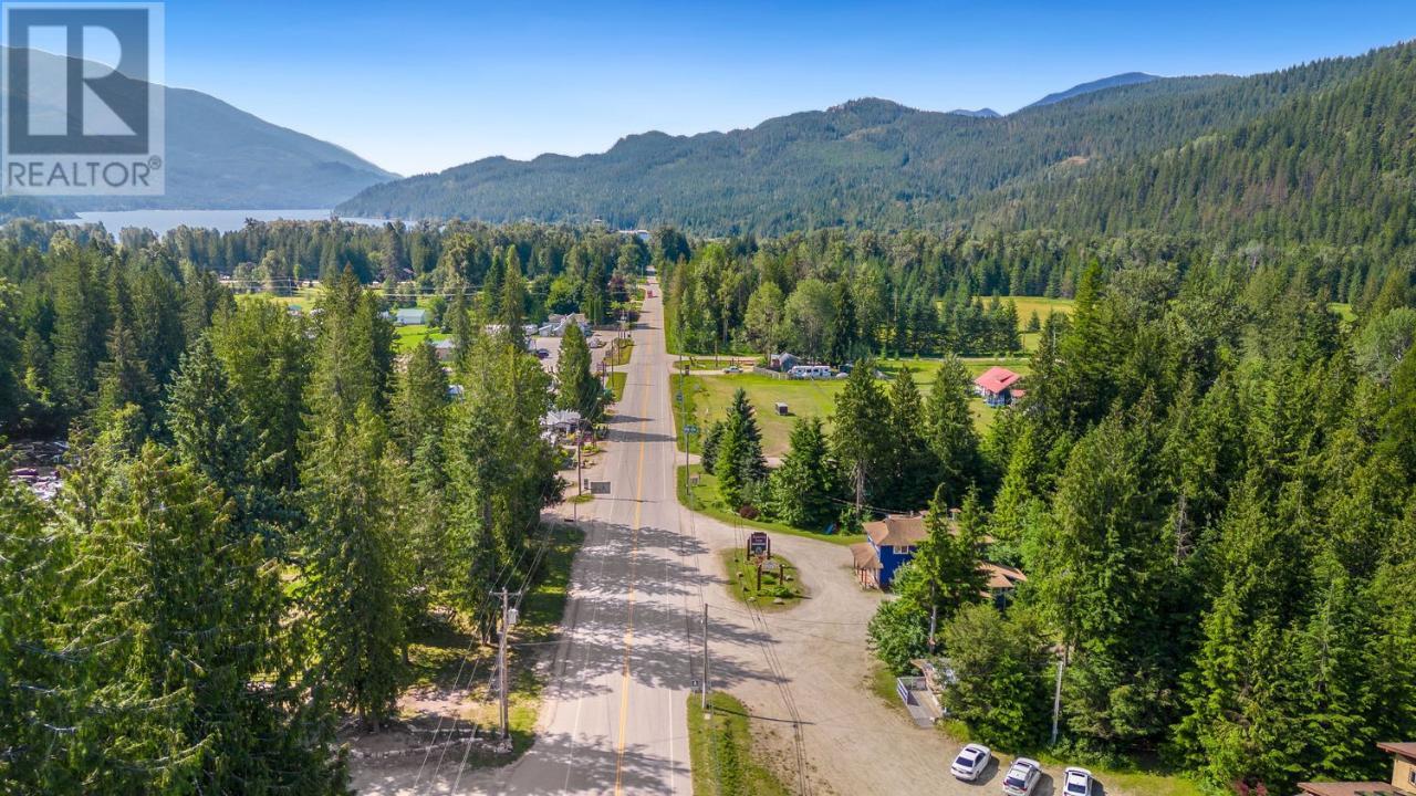 16095 3a Highway, Crawford Bay, British Columbia  V0B 1E0 - Photo 55 - 2471811