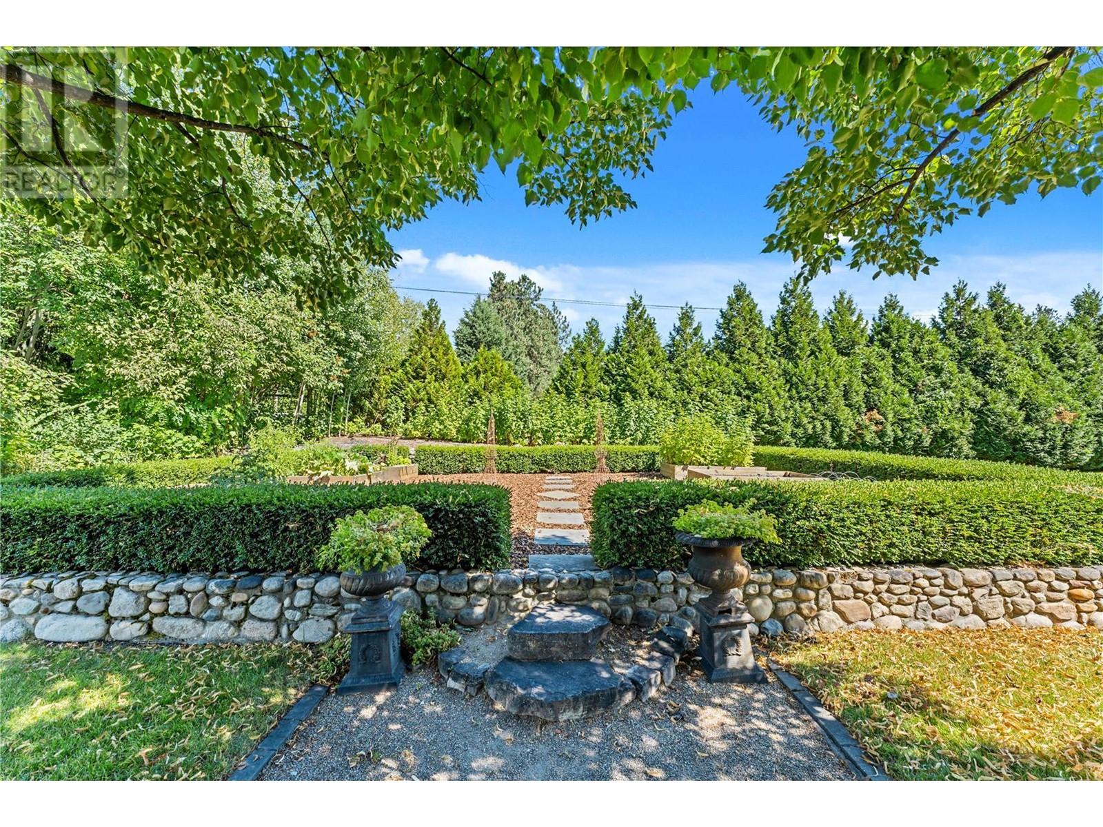 4079 June Springs Road, Kelowna, British Columbia  V1W 4E2 - Photo 25 - 10281178