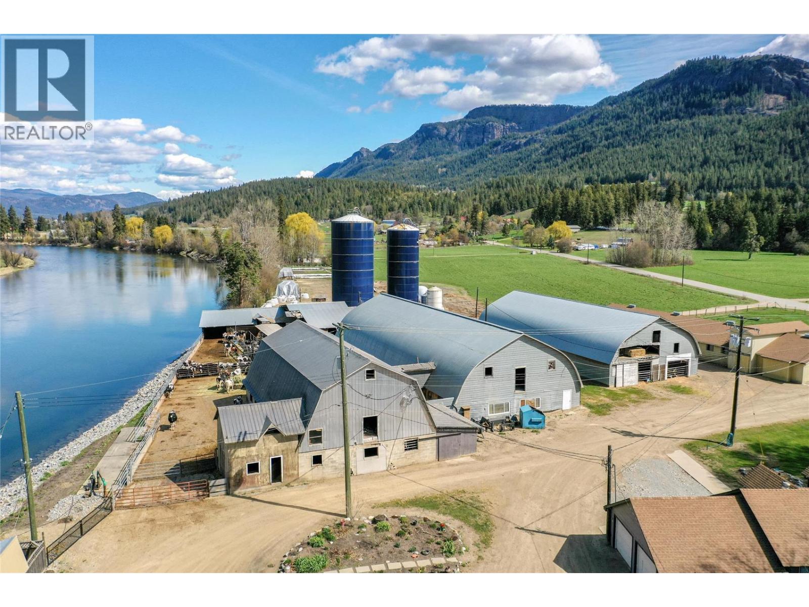 118 Enderby-Grindrod Road, Enderby, British Columbia  V0E 1V0 - Photo 5 - 10283431