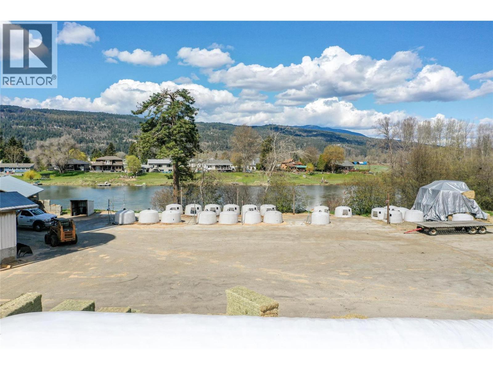 118 Enderby-Grindrod Road, Enderby, British Columbia  V0E 1V0 - Photo 7 - 10283431