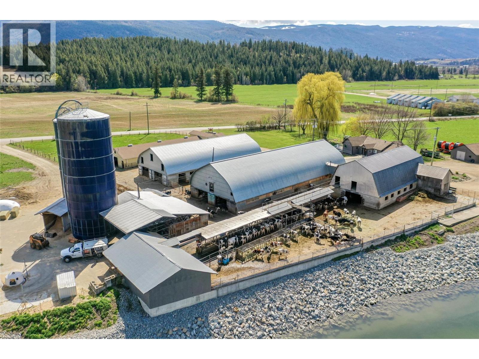 118 Enderby-Grindrod Road, Enderby, British Columbia  V0E 1V0 - Photo 8 - 10283431