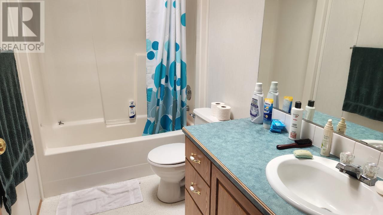 1518 Hwy 3a Unit# 1, Out Of Area, British Columbia  V0X 1N6 - Photo 11 - 201416