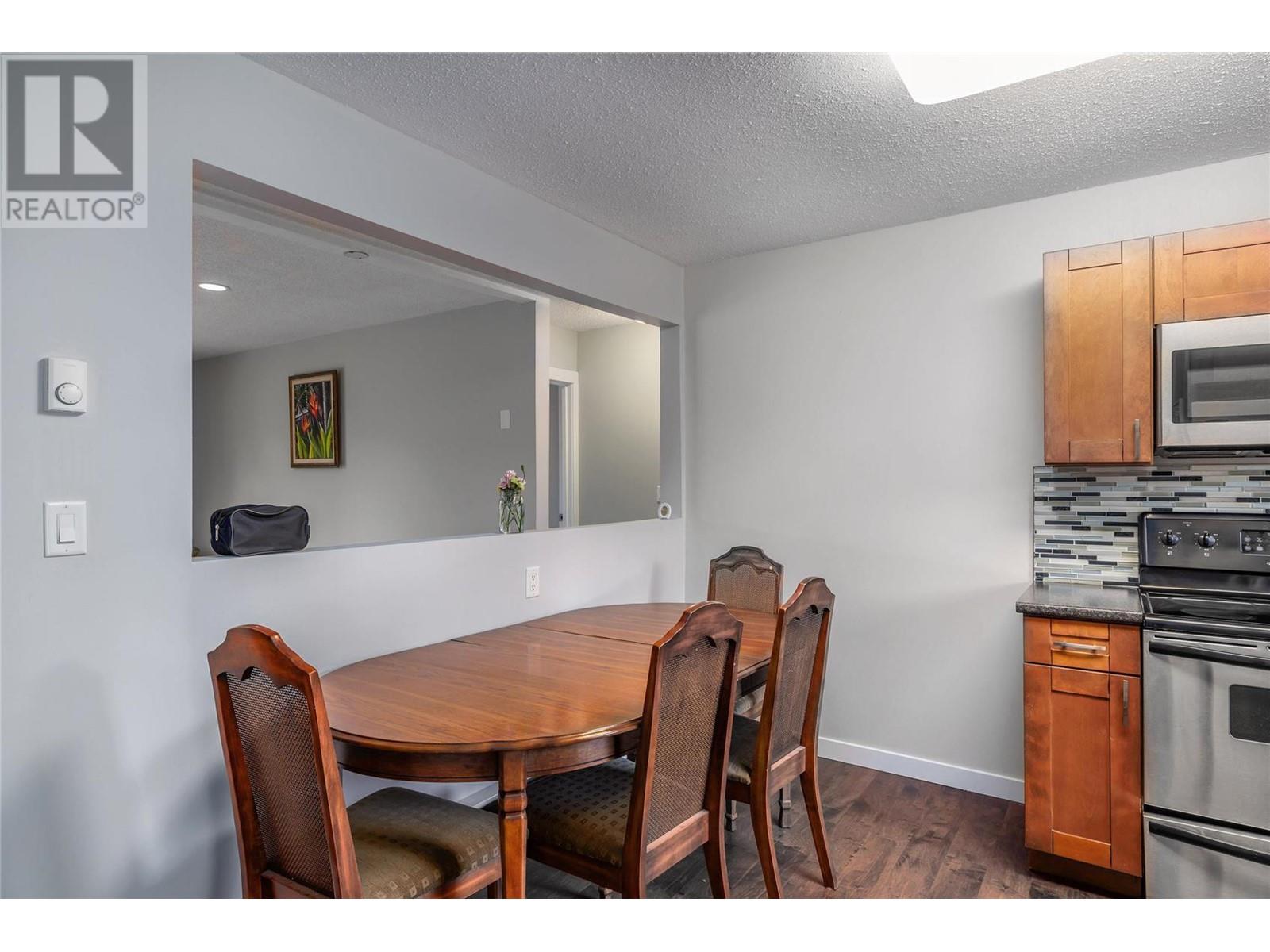 2161 Scenic Road Unit# 3, Kelowna, British Columbia  V1V 2H8 - Photo 3 - 10288425