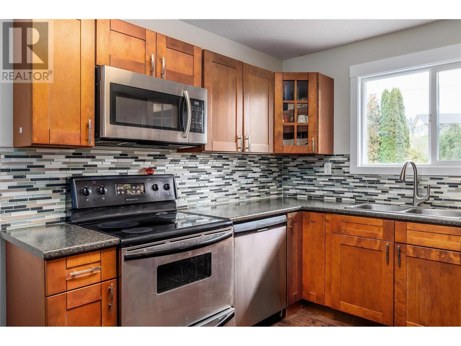 2161 Scenic Road Unit# 3, Kelowna, British Columbia  V1V 2H8 - Photo 4 - 10288425