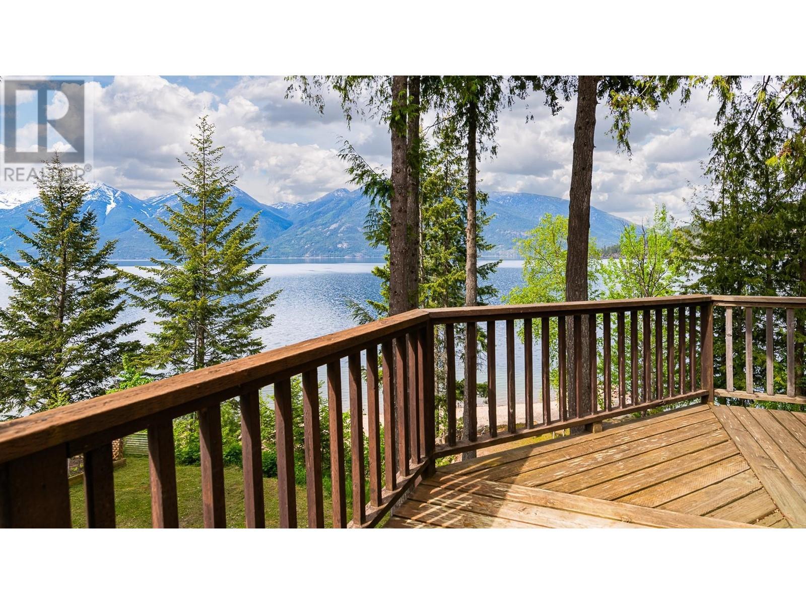 14729 3a Highway, Gray Creek, British Columbia  V0B 1S0 - Photo 34 - 2474309