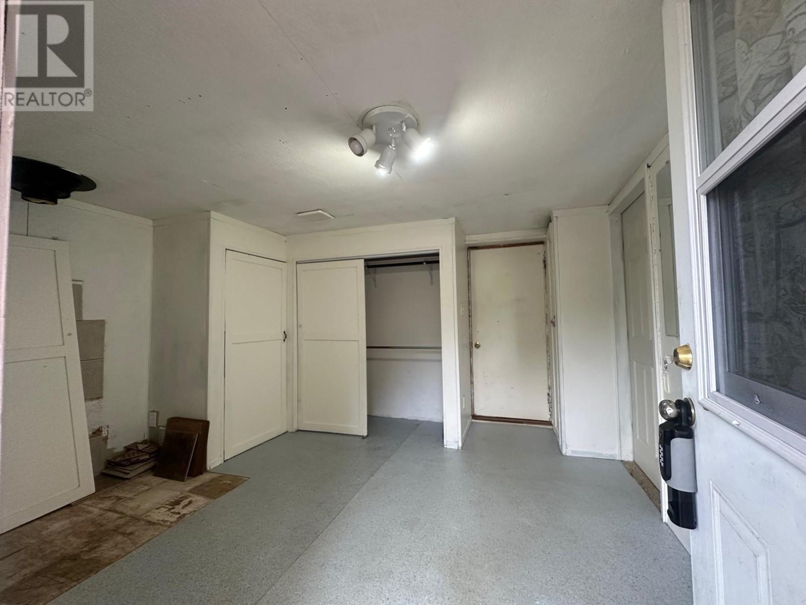 319 Newman Street, Kitchener, British Columbia  V0B 1W1 - Photo 10 - 2474325