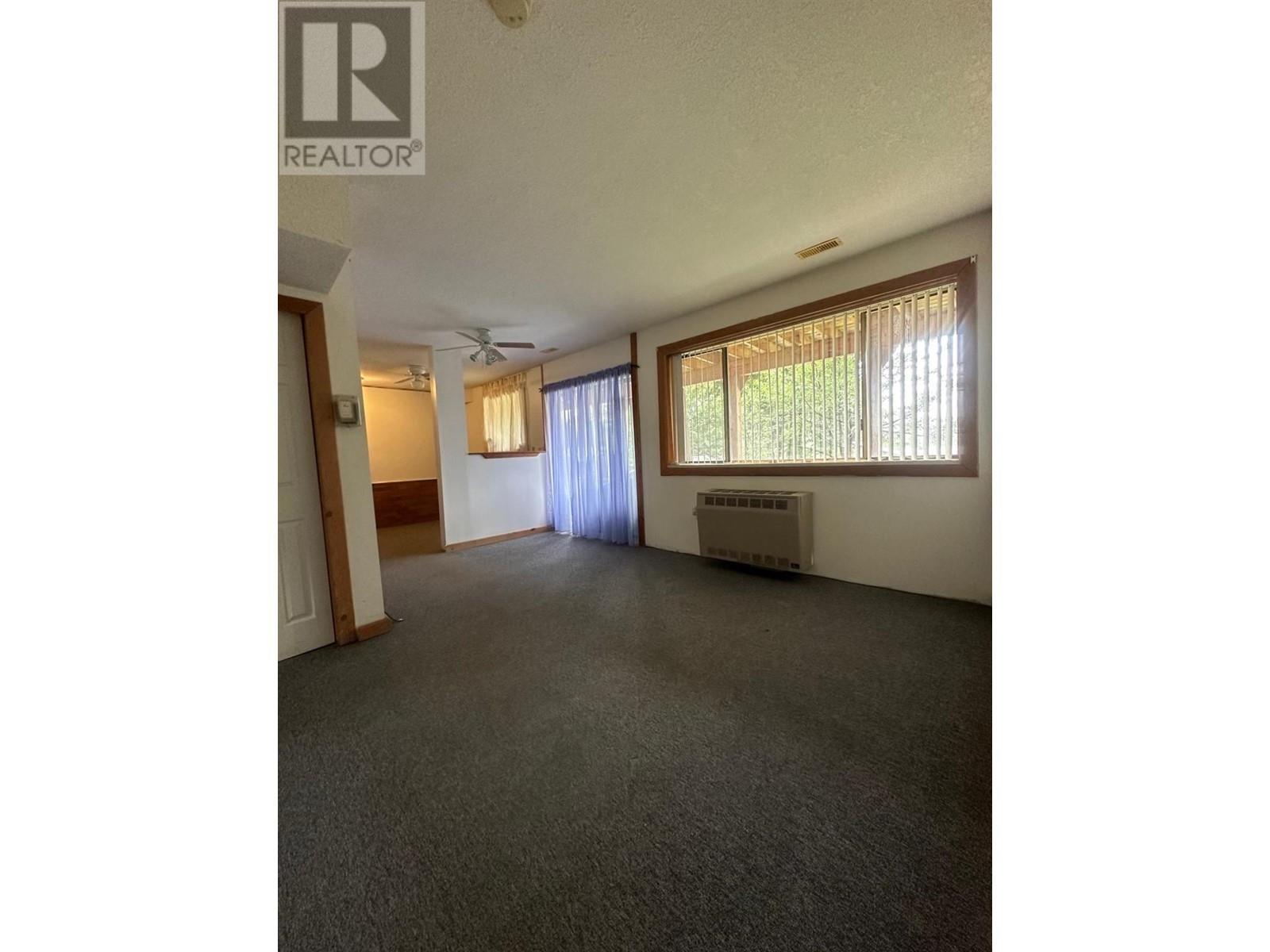319 Newman Street, Kitchener, British Columbia  V0B 1W1 - Photo 11 - 2474325