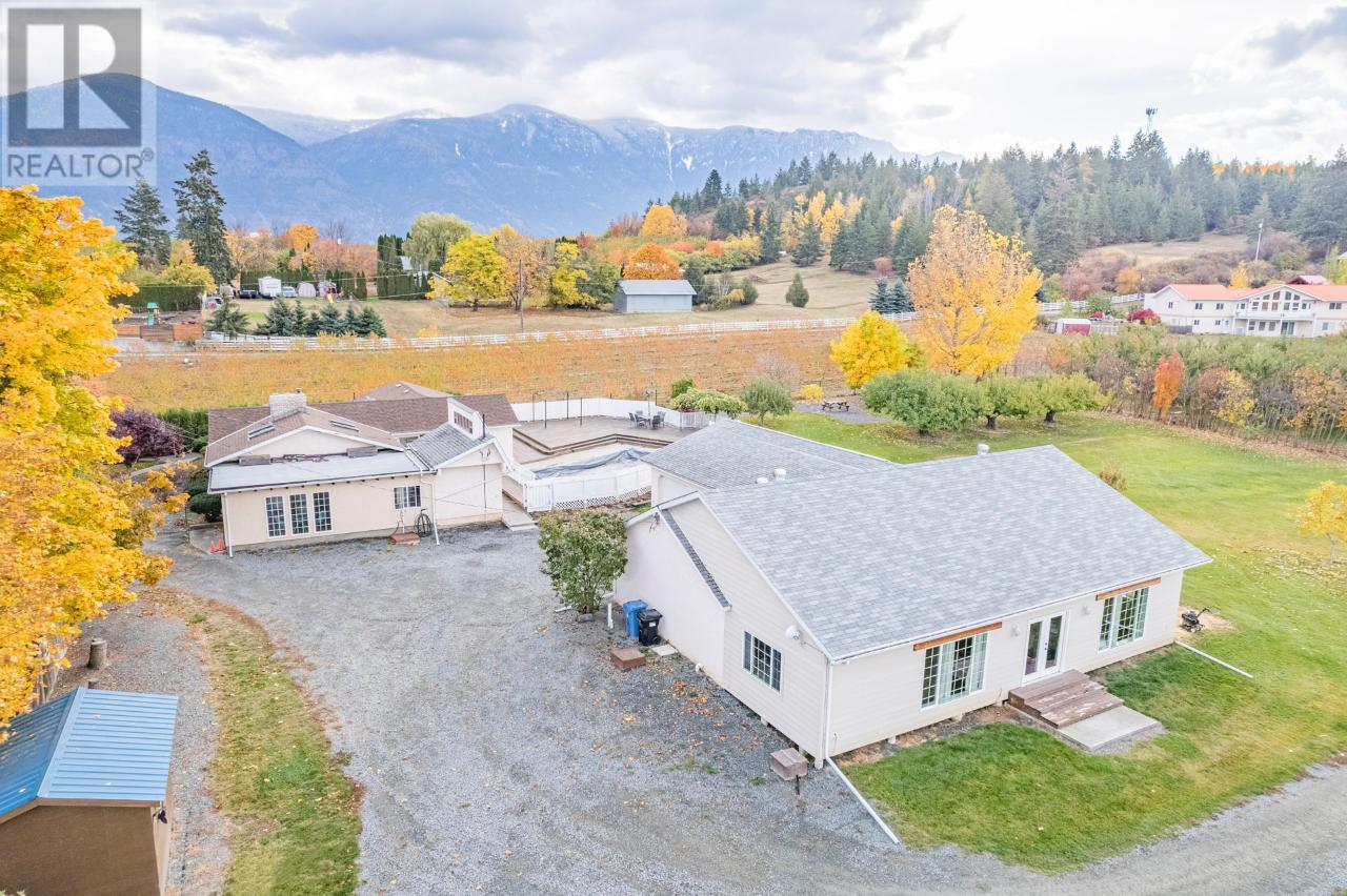 2819 Erickson Road, Erickson, British Columbia  V0B 1G1 - Photo 5 - 2474485
