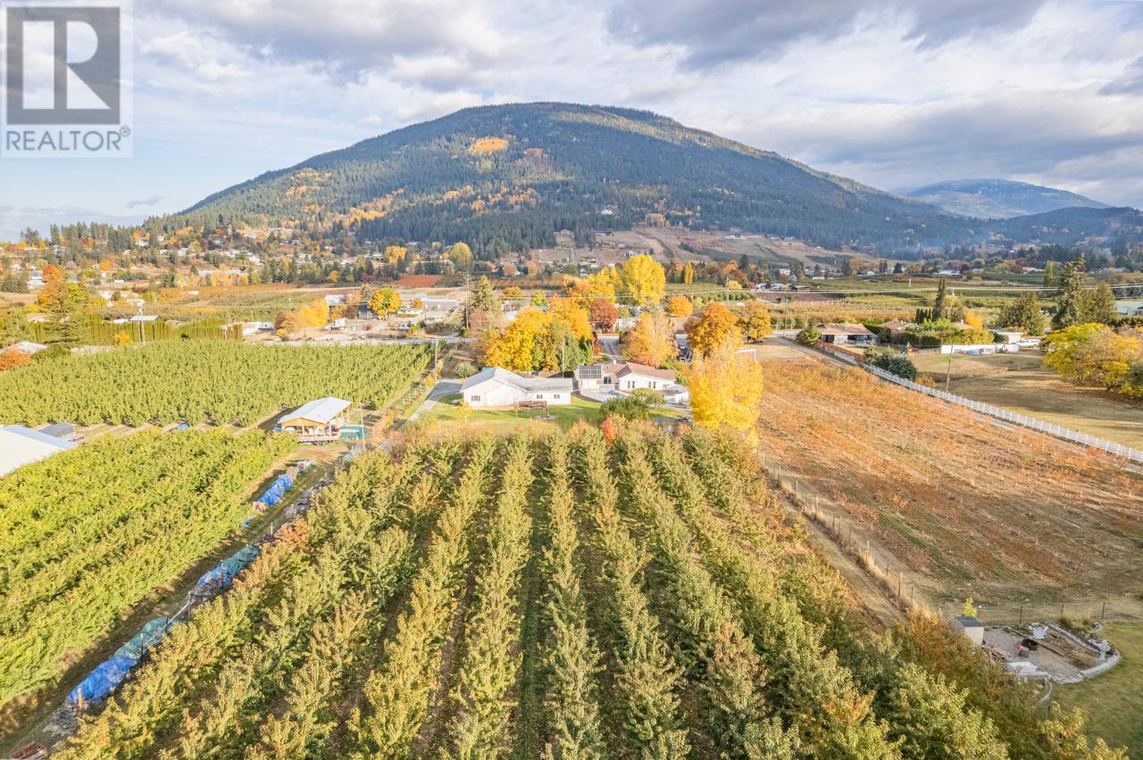 2819 Erickson Road, Erickson, British Columbia  V0B 1G1 - Photo 9 - 2474485