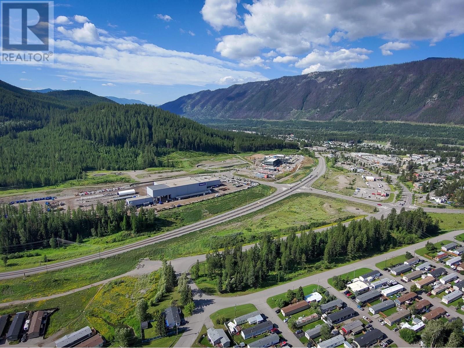 91 Aspen Drive, Sparwood, British Columbia  V0B 1G0 - Photo 18 - 2474552