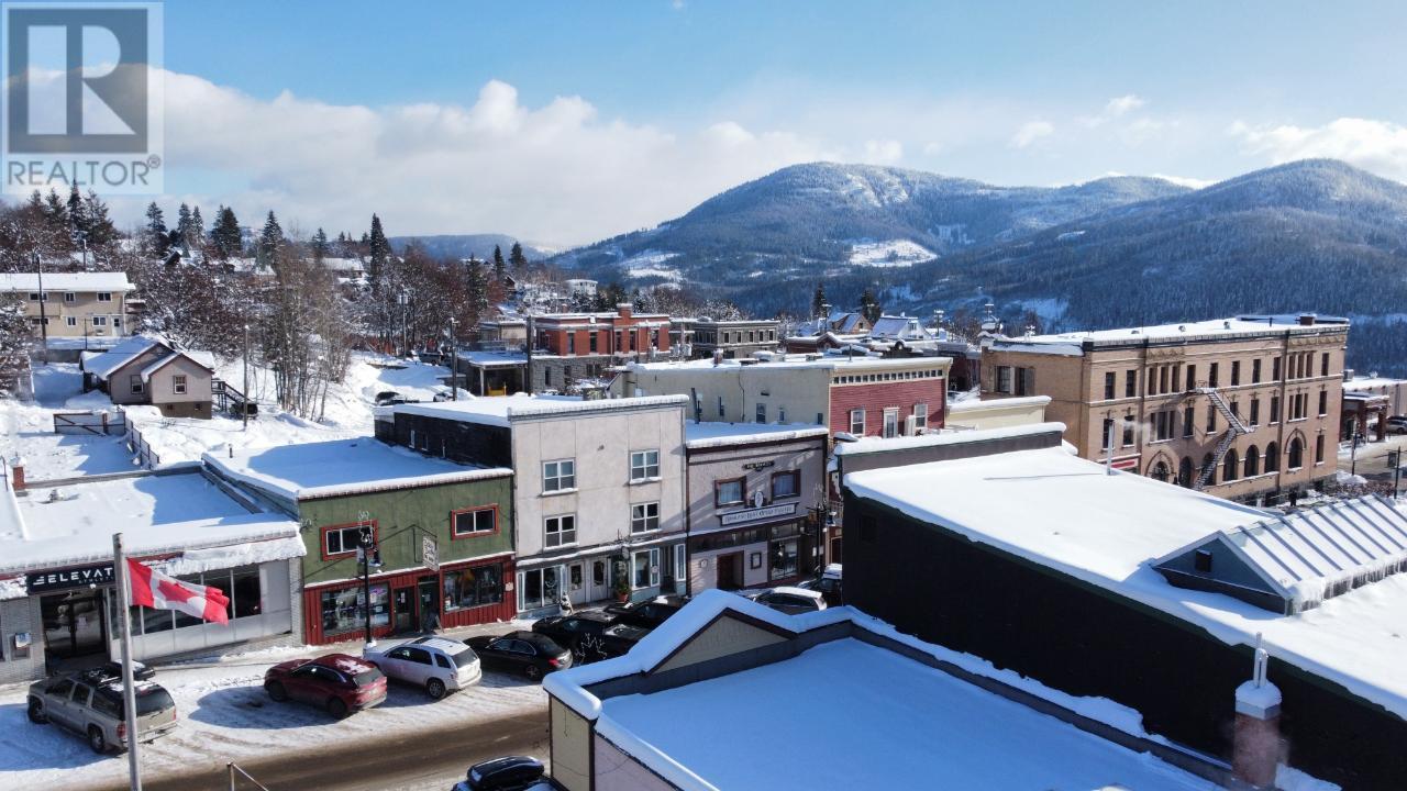 2080 Washington Street, Rossland, British Columbia  V0G 1Y0 - Photo 39 - 2474569