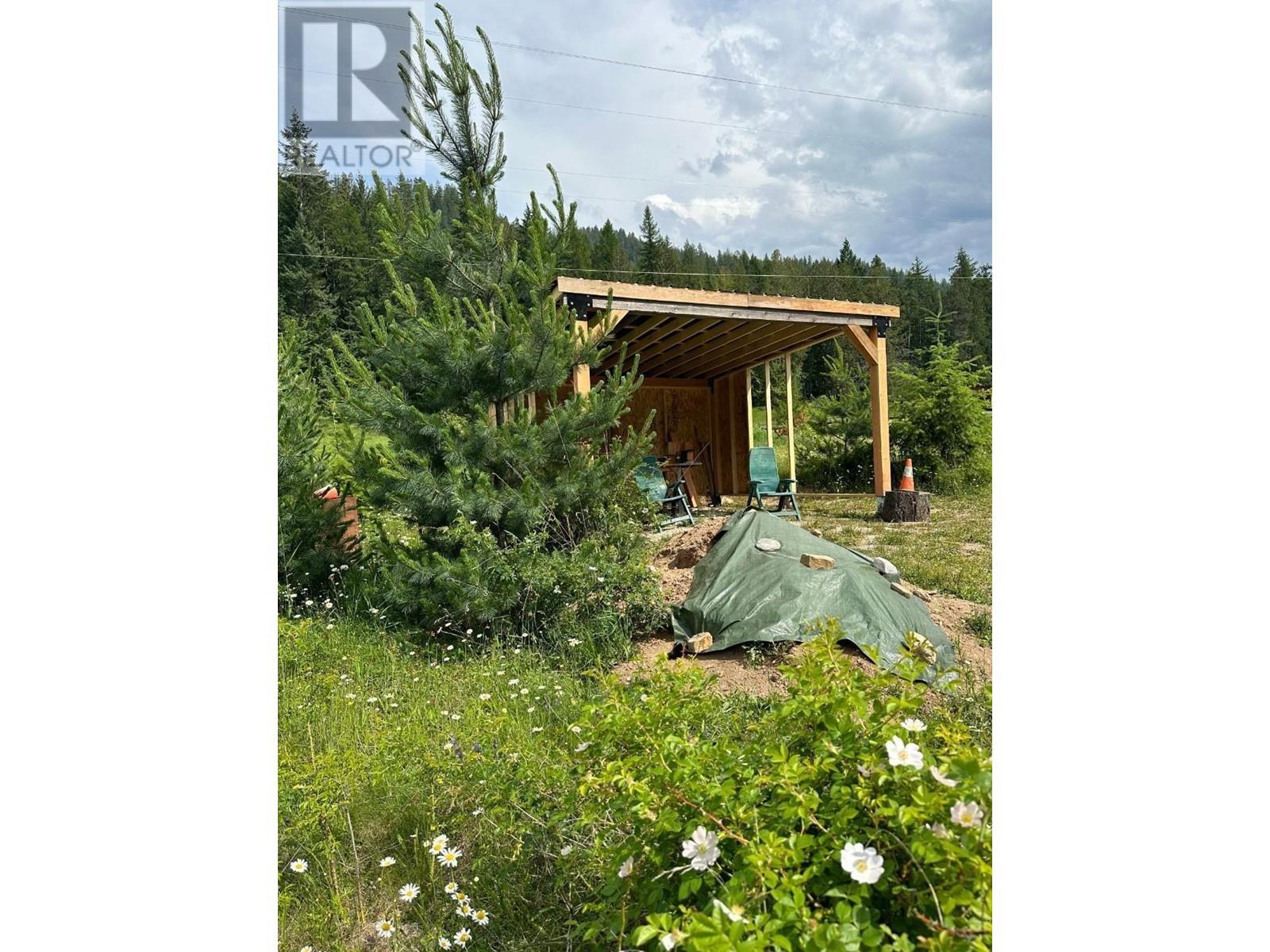 14448 3a Highway, Gray Creek, British Columbia  V0B 1S0 - Photo 5 - 2474989