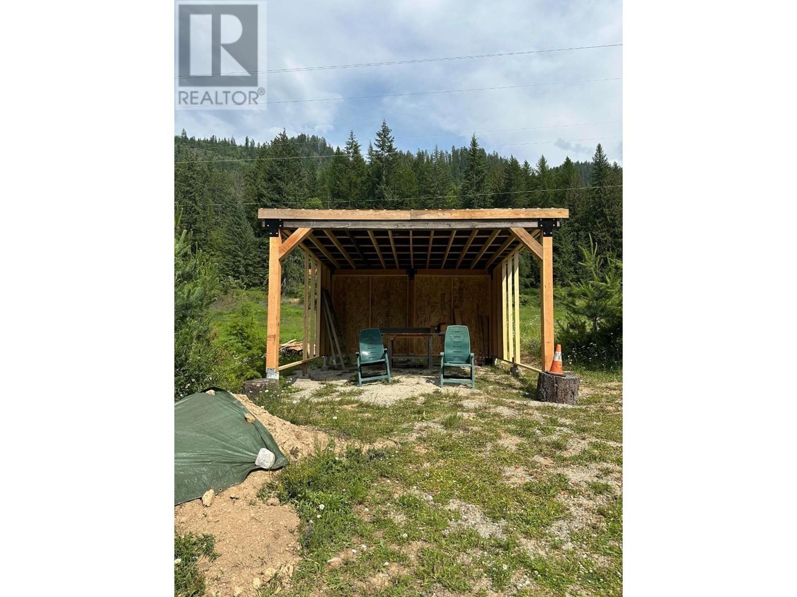 14448 3a Highway, Gray Creek, British Columbia  V0B 1S0 - Photo 6 - 2474989