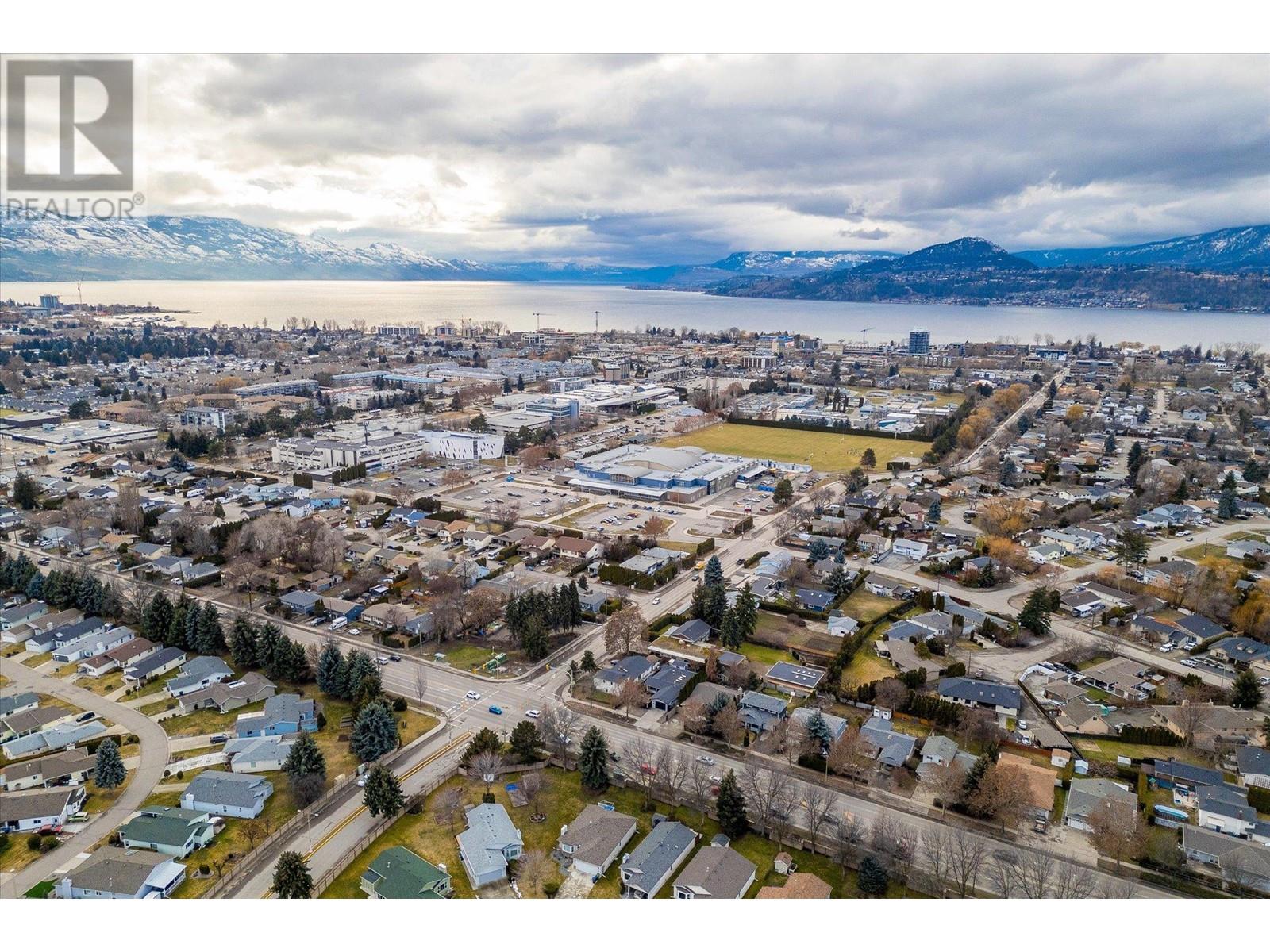 1198 Raymer Avenue, Kelowna, British Columbia  V1Y 5A1 - Photo 10 - 10305115