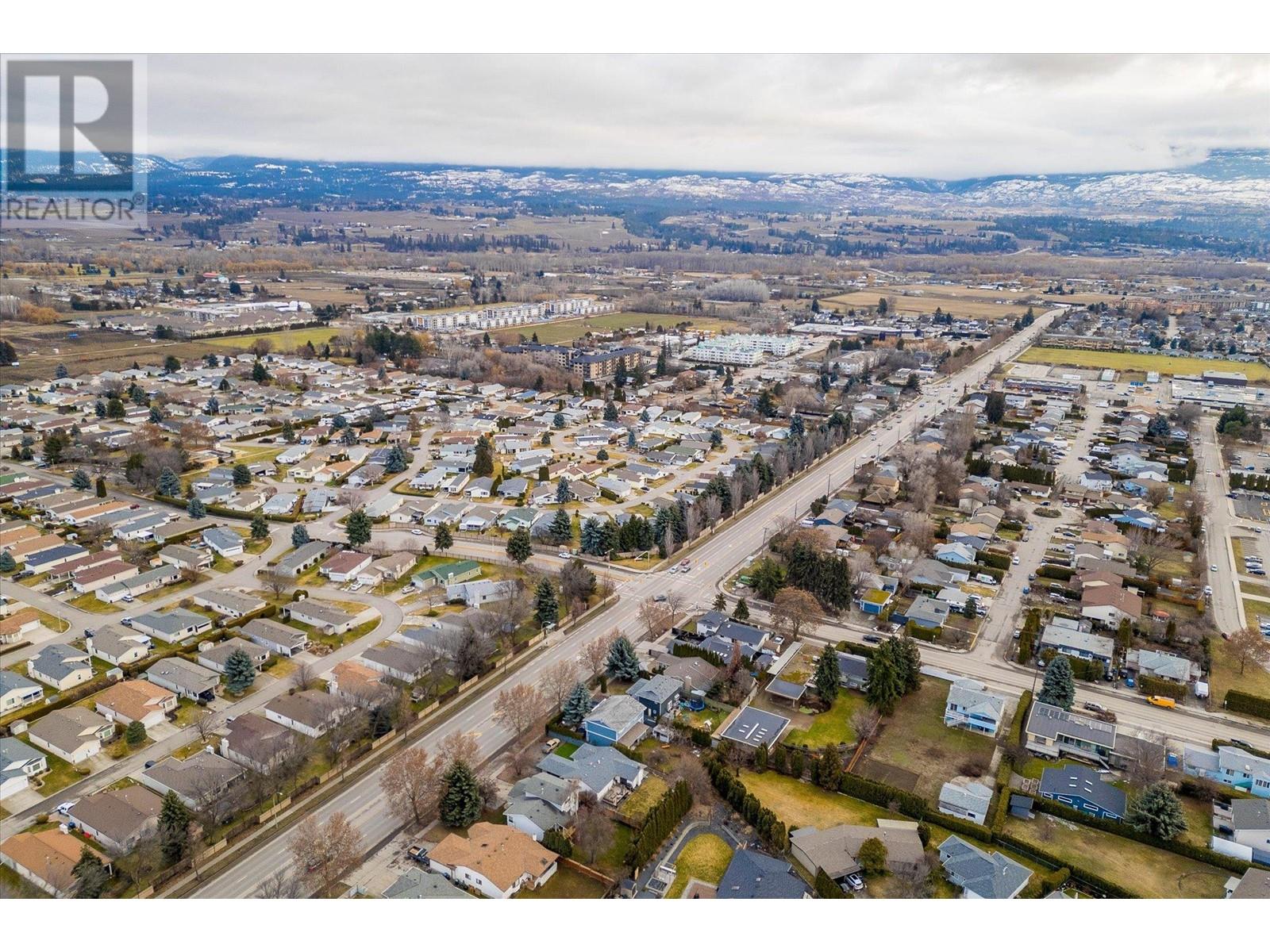 1198 Raymer Avenue, Kelowna, British Columbia  V1Y 5A1 - Photo 12 - 10304866