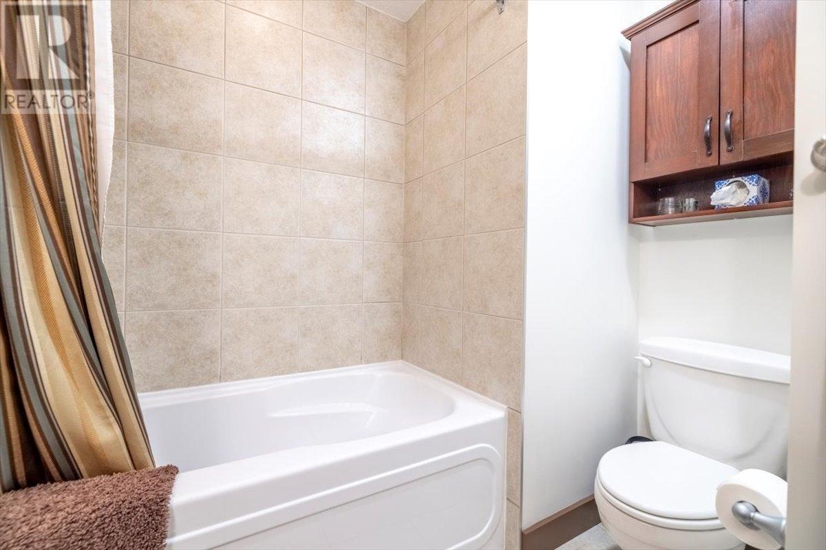 1500 Mcdonald Avenue Unit# 201, Fernie, British Columbia  V0B 1M1 - Photo 20 - 2475140