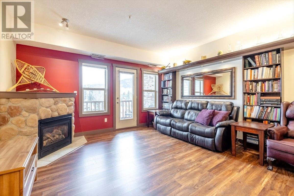 1500 Mcdonald Avenue Unit# 201, Fernie, British Columbia  V0B 1M1 - Photo 4 - 2475140