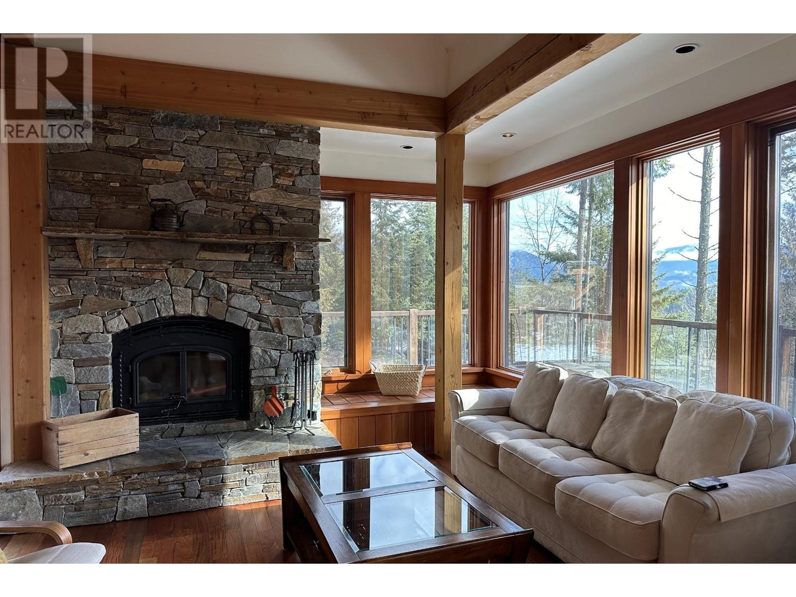 4515 Beasley West Road, Nelson, British Columbia  V0G 2G2 - Photo 1 - 2475201