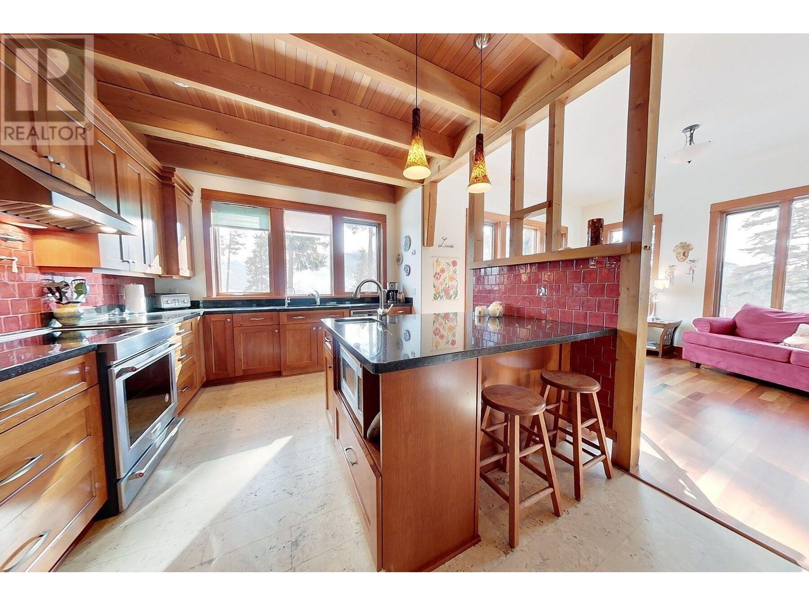 4515 Beasley West Road, Nelson, British Columbia  V0G 2G2 - Photo 6 - 2475201