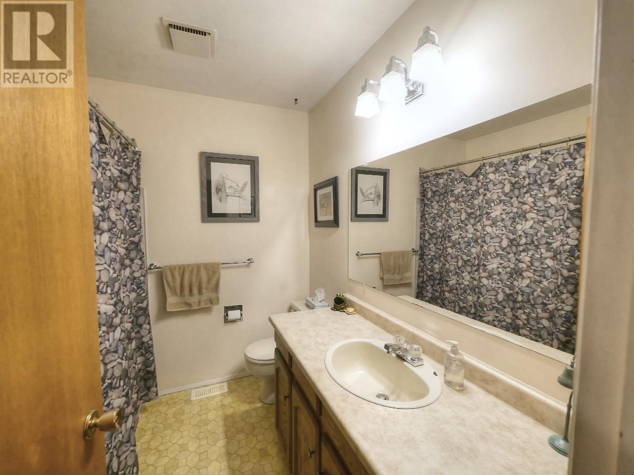 1818 Ash Street, Creston, British Columbia  V0B 1G5 - Photo 9 - 2475243