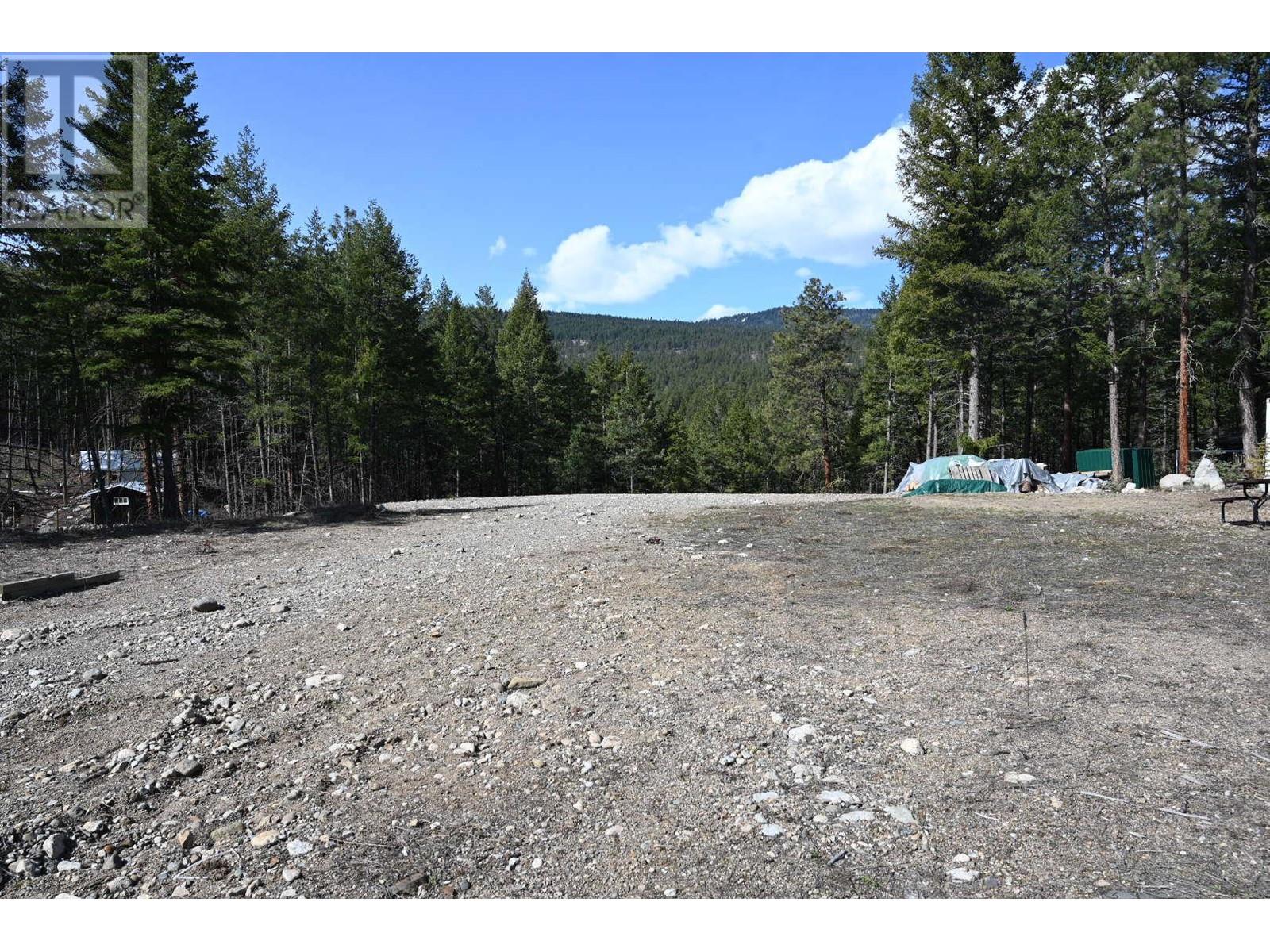 7100 Dunwaters Road, Kelowna, British Columbia  V1Z 3W6 - Photo 1 - 10306881