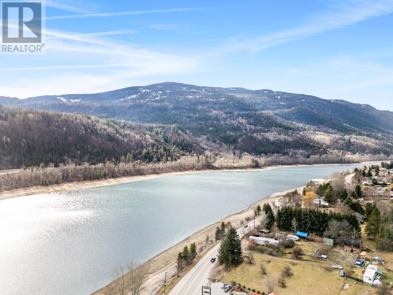2593 Broadwater Road, Castlegar, British Columbia  V0G 1X0 - Photo 63 - 2475519
