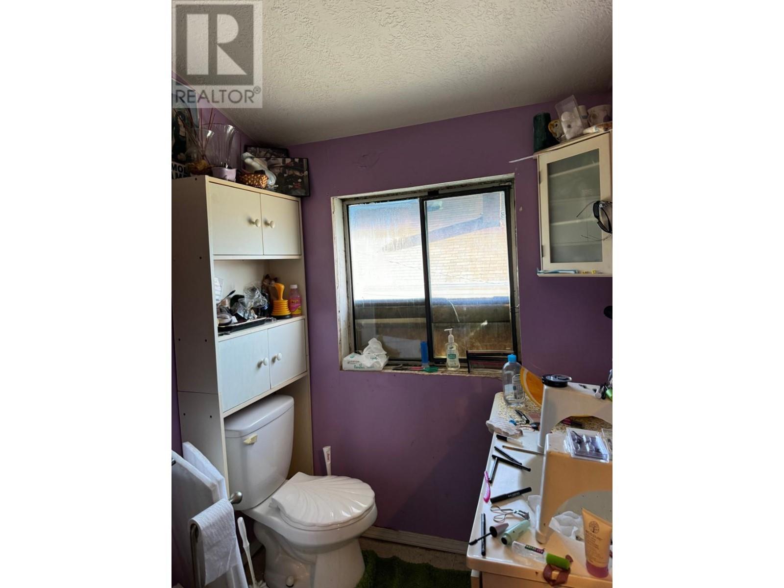 1005 Railway Boulevard, Creston, British Columbia  V0B 1G3 - Photo 10 - 2475518