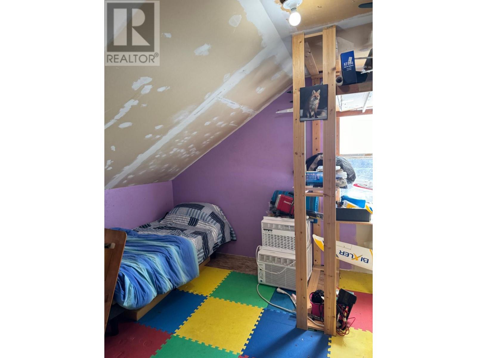 1005 Railway Boulevard, Creston, British Columbia  V0B 1G3 - Photo 11 - 2475518