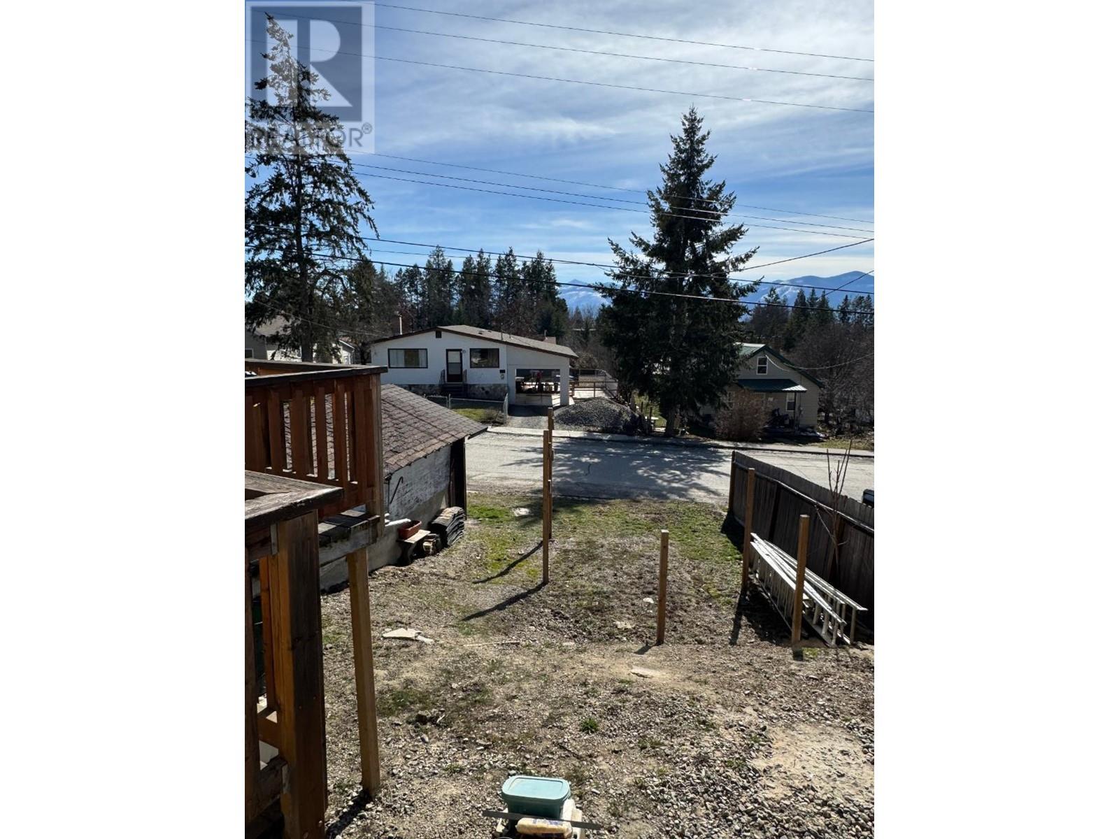1005 Railway Boulevard, Creston, British Columbia  V0B 1G3 - Photo 18 - 2475518