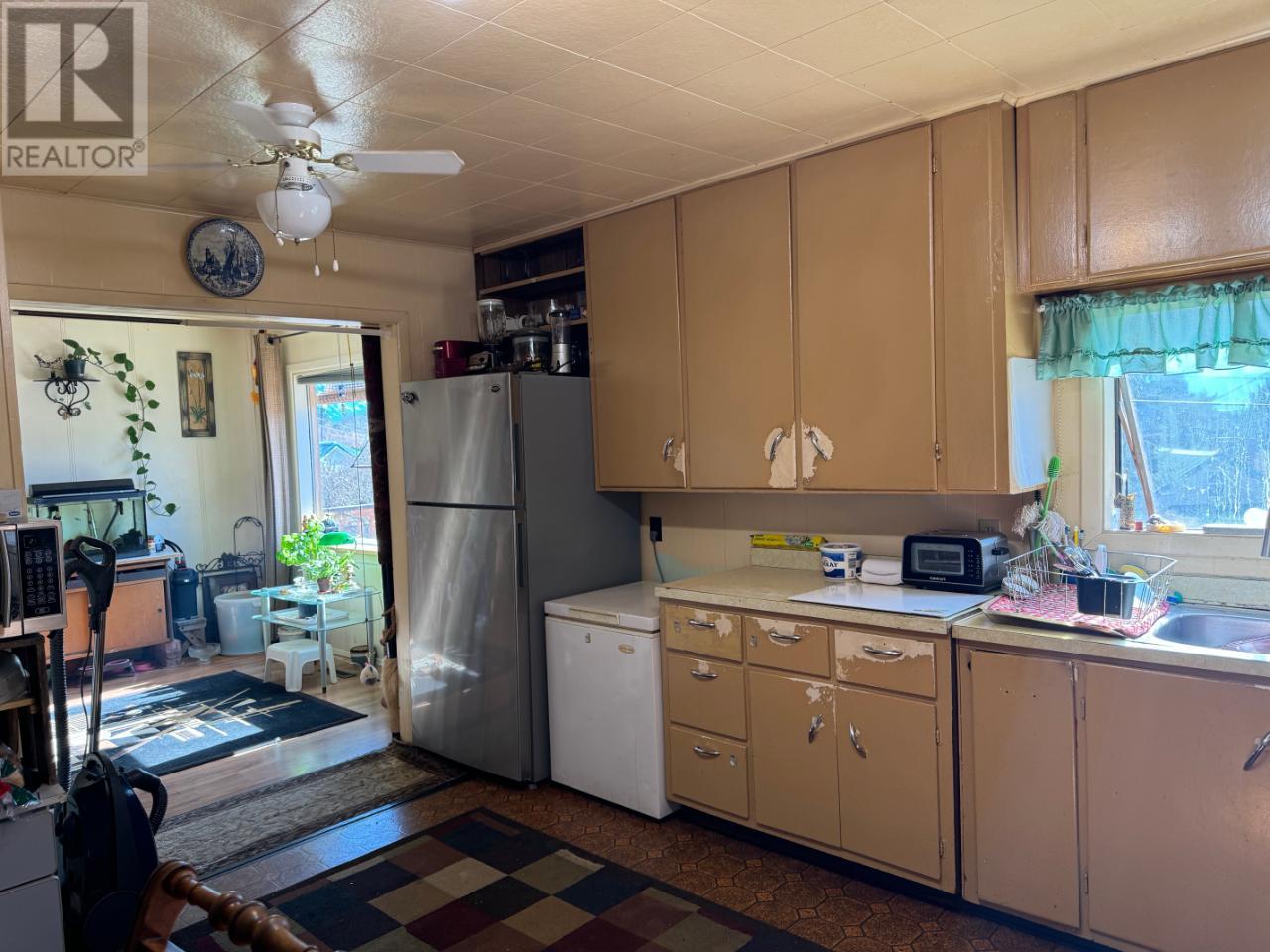 1005 Railway Boulevard, Creston, British Columbia  V0B 1G3 - Photo 19 - 2475518