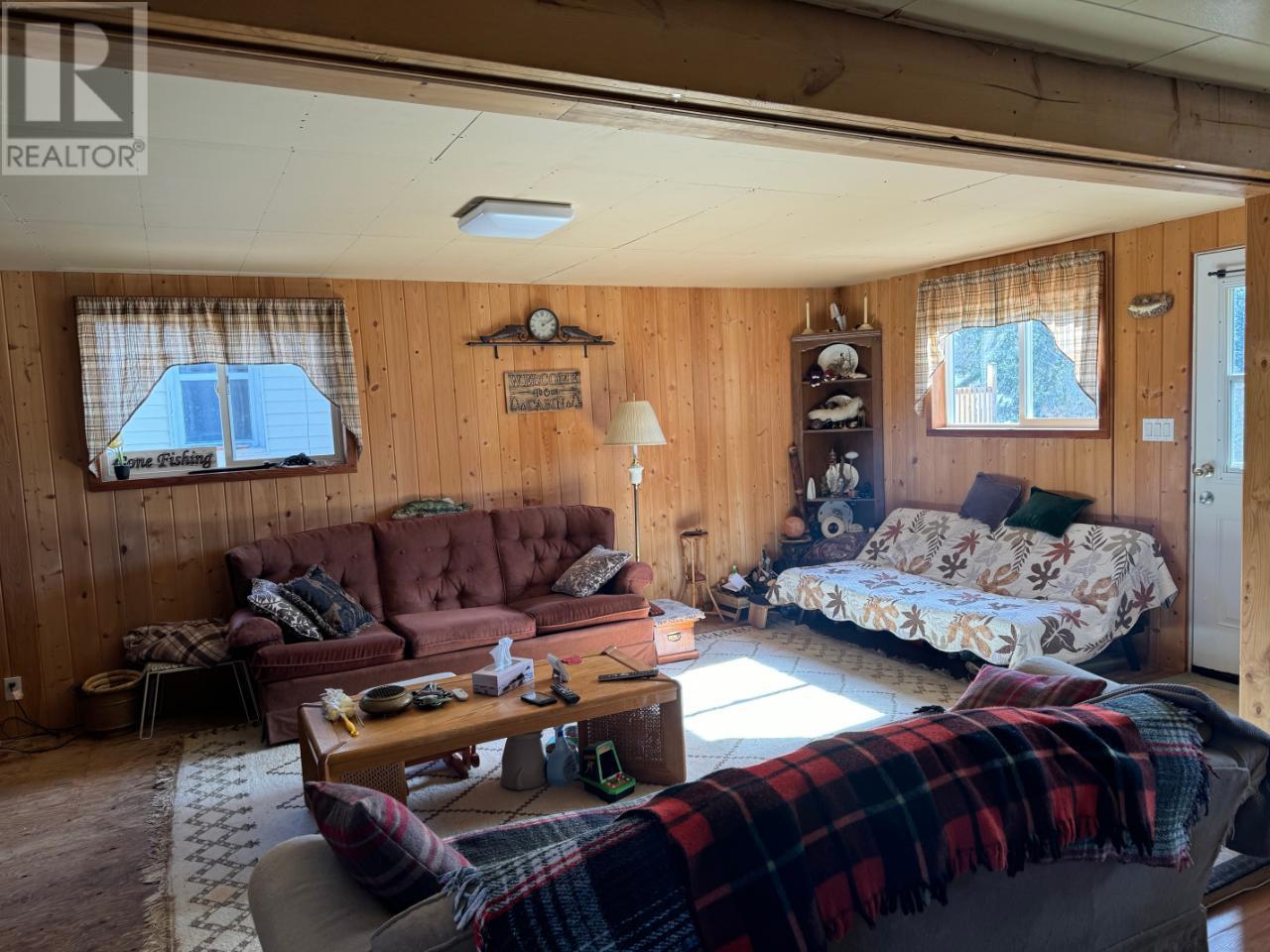 1005 Railway Boulevard, Creston, British Columbia  V0B 1G3 - Photo 3 - 2475518