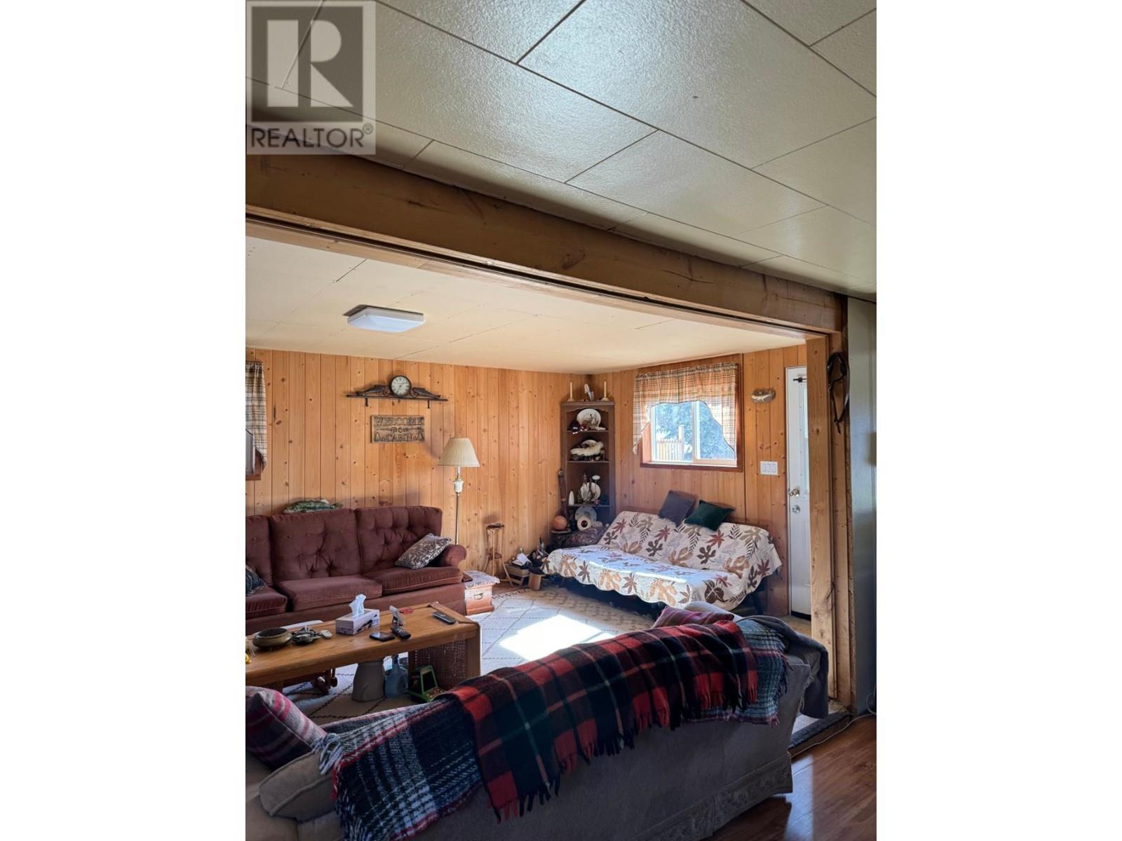 1005 Railway Boulevard, Creston, British Columbia  V0B 1G3 - Photo 6 - 2475518