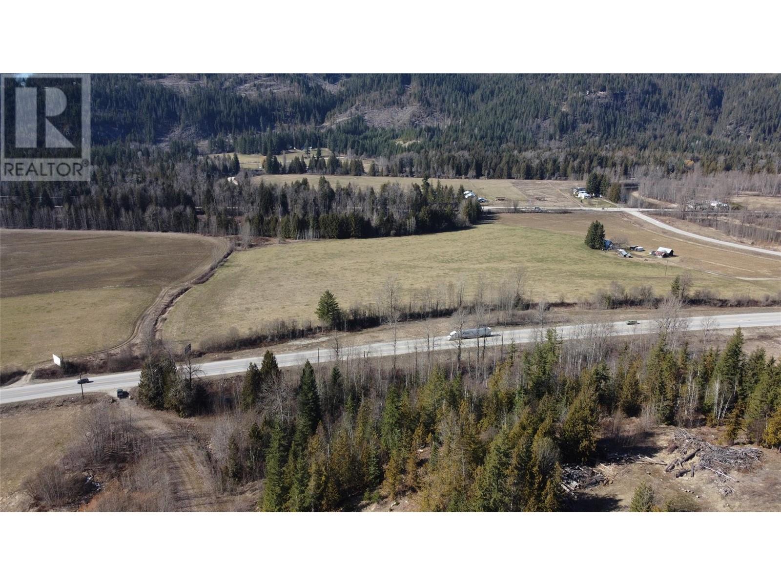 000 Trans Canada Highway, Sicamous, British Columbia  V0E 2V0 - Photo 14 - 10307495