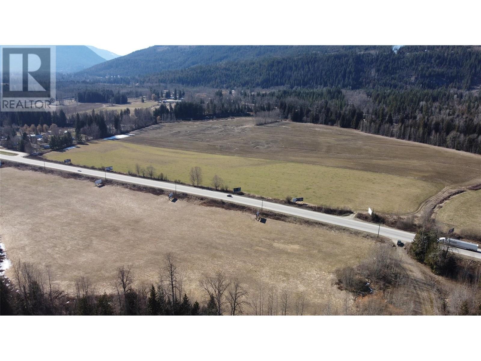 000 Trans Canada Highway, Sicamous, British Columbia  V0E 2V0 - Photo 15 - 10307495
