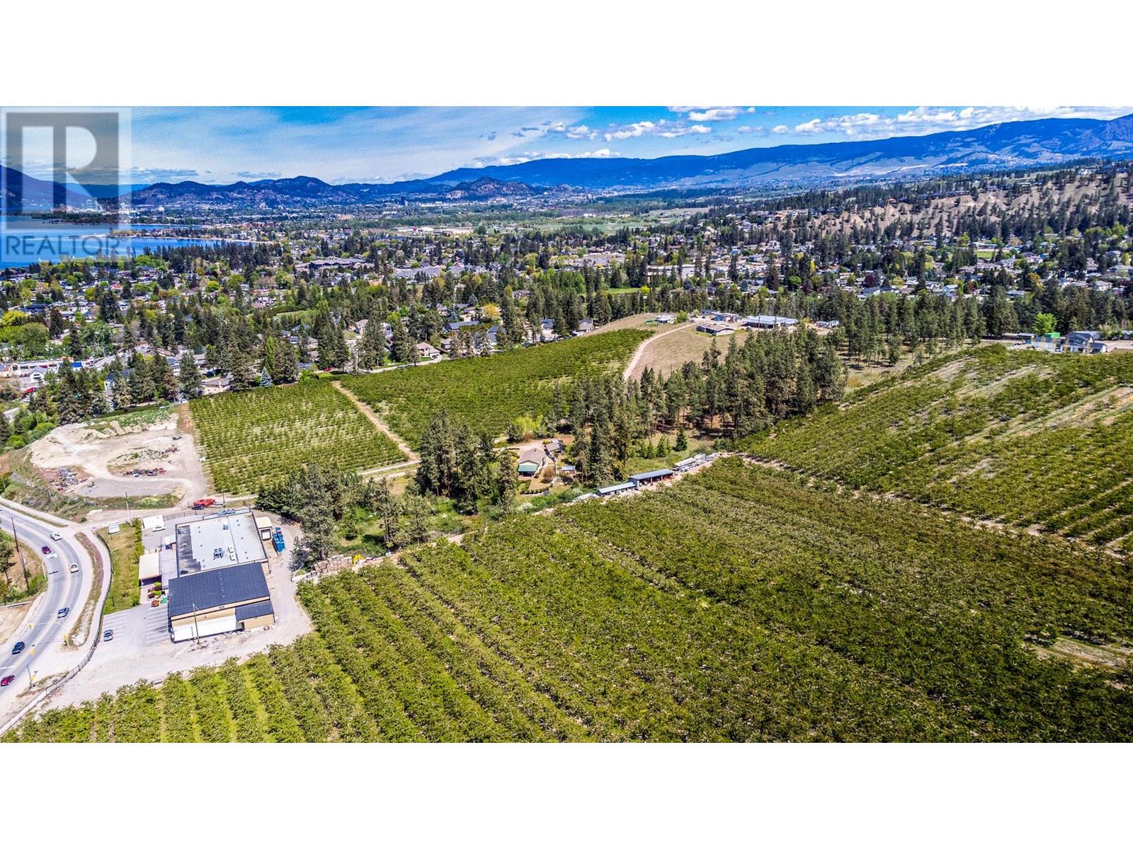 4729 Lakeshore Road, Kelowna, British Columbia  V1W 4H6 - Photo 73 - 10307572