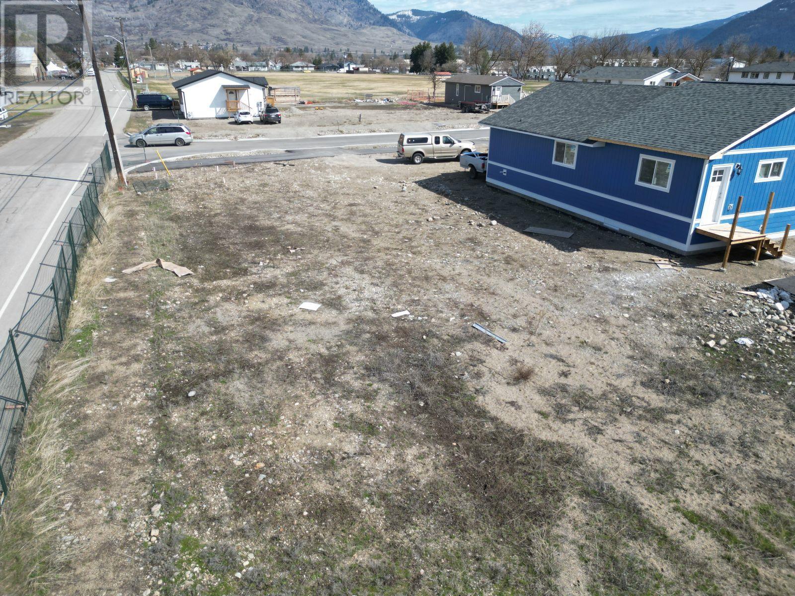 7125 22nd Avenue, Grand Forks, British Columbia  V0H 1H0 - Photo 3 - 2475641