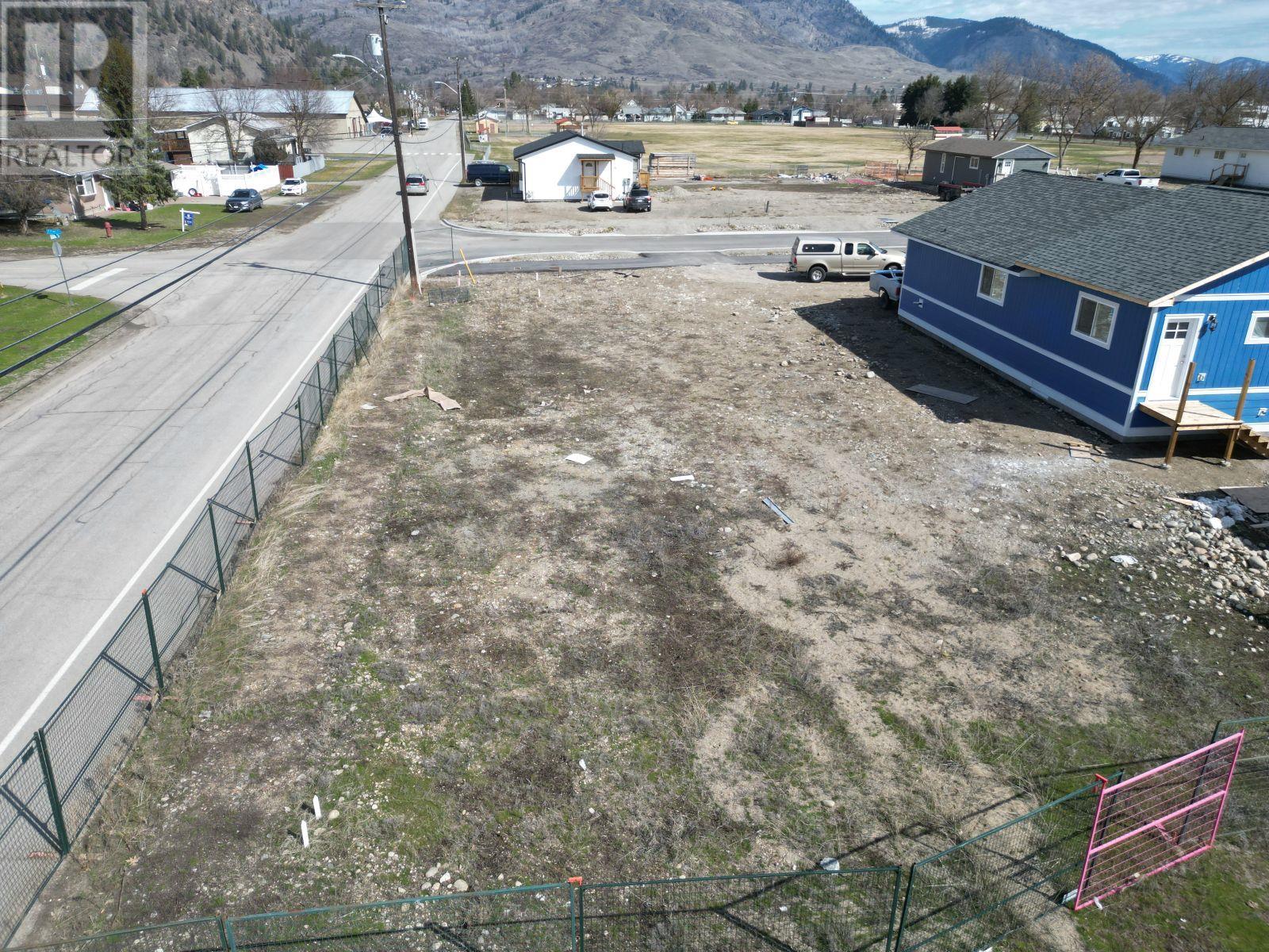 7125 22nd Avenue, Grand Forks, British Columbia  V0H 1H0 - Photo 4 - 2475641