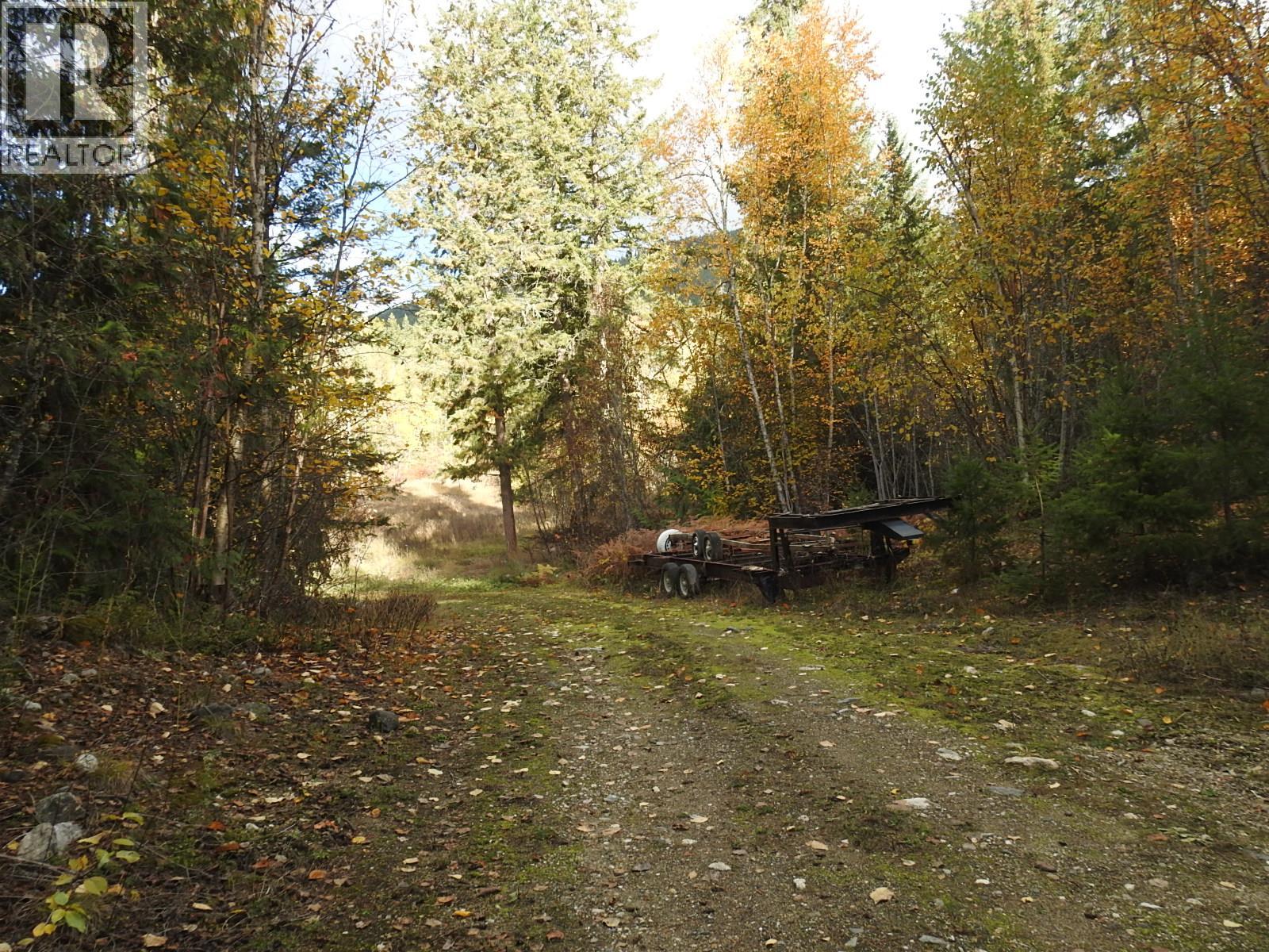 50 East Poirier Road, Mara, British Columbia  V0E 2K0 - Photo 55 - 10308875