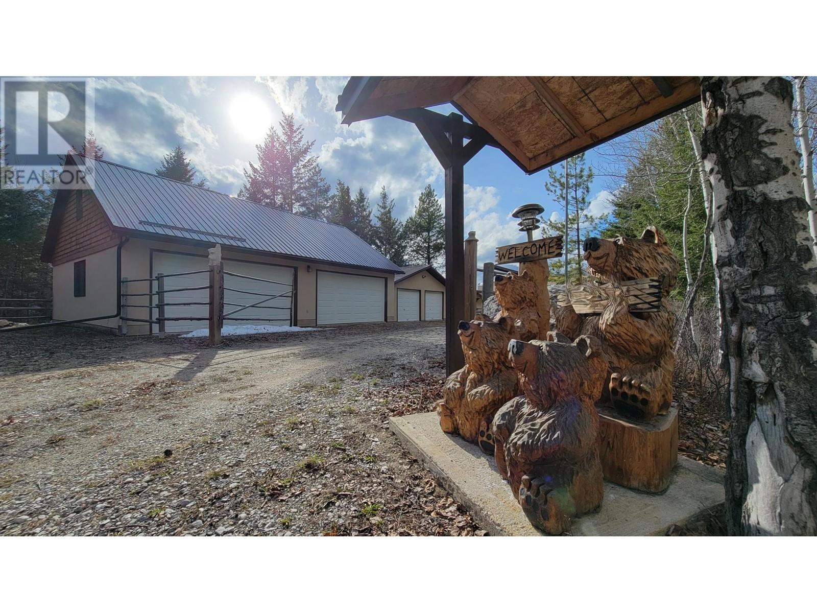 2360/2380 95 Highway, Spillimacheen, British Columbia  V0A 1P0 - Photo 59 - 2476294