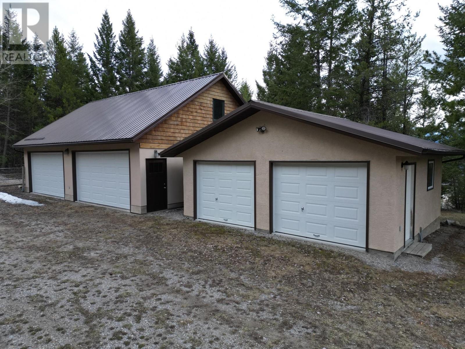 2360/2380 95 Highway, Spillimacheen, British Columbia  V0A 1P0 - Photo 64 - 2476294