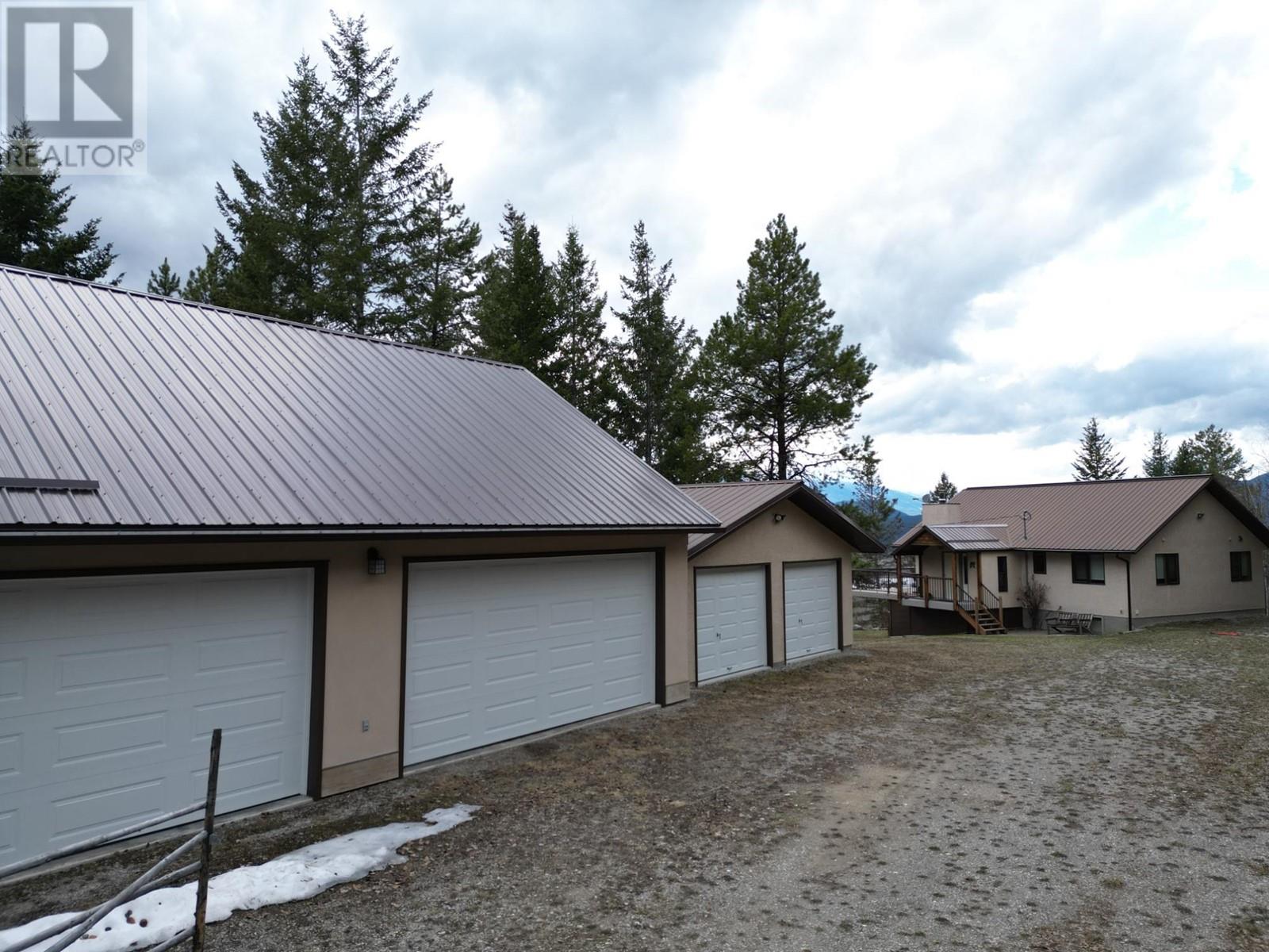 2360/2380 95 Highway, Spillimacheen, British Columbia  V0A 1P0 - Photo 65 - 2476294