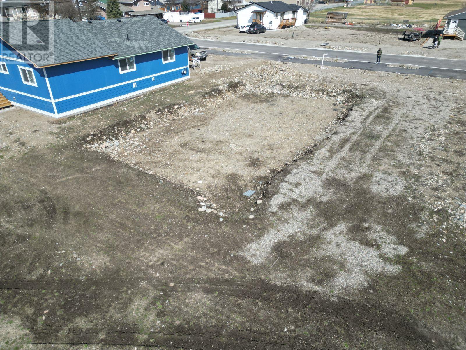 7165 22nd Street, Grand Forks, British Columbia  V0H 1H0 - Photo 4 - 2476562